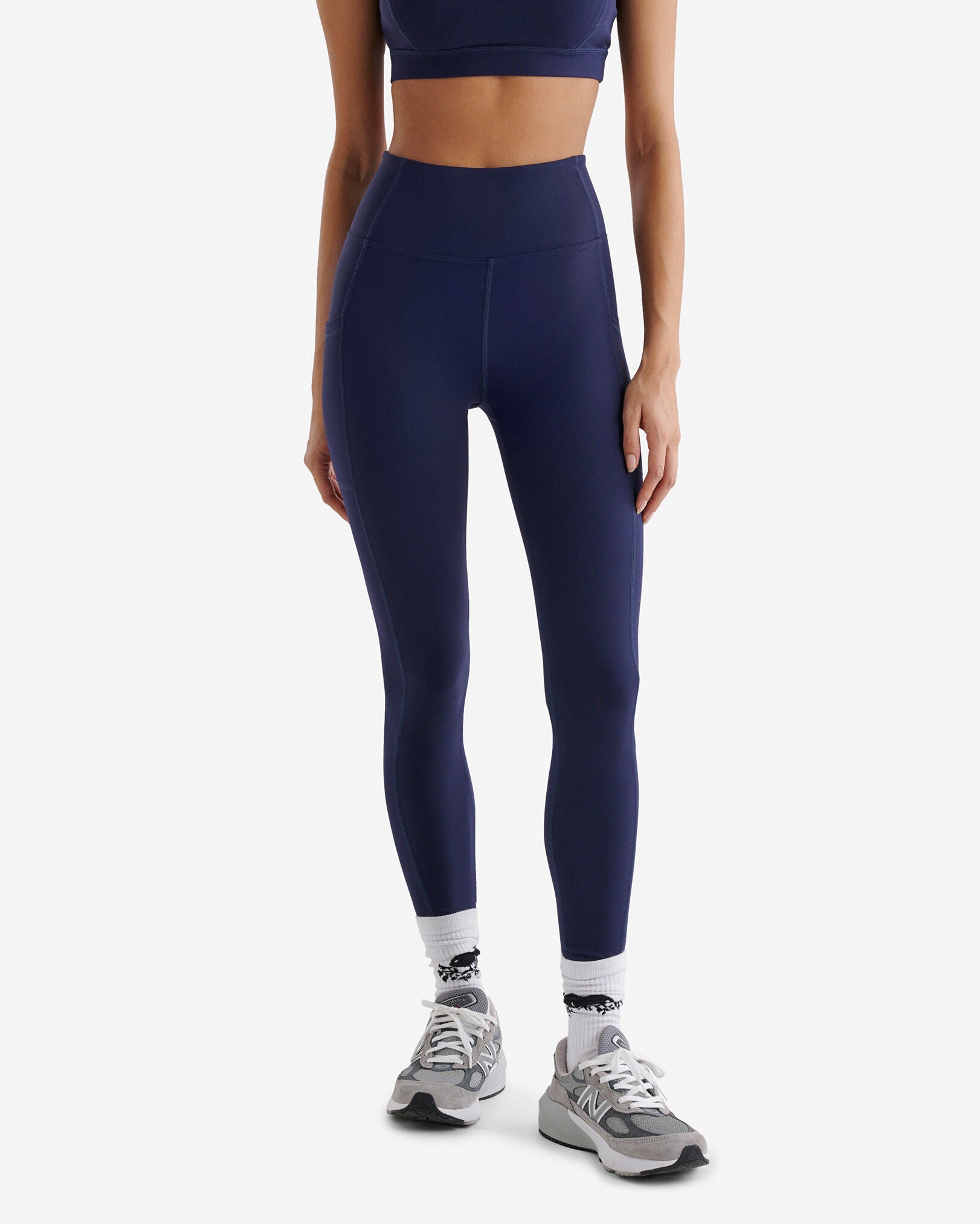 Restore Stretch Pocket Legging