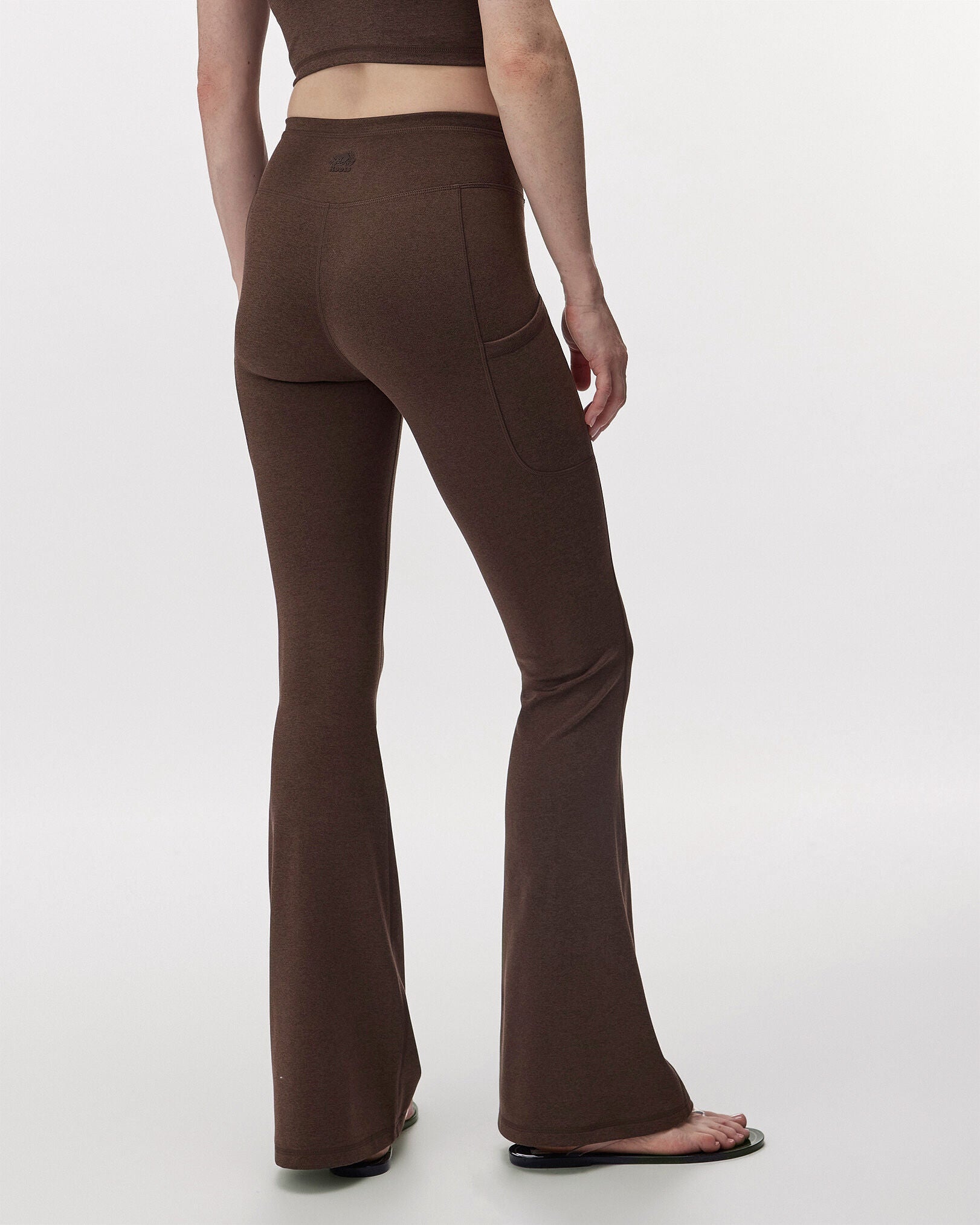 Active Knit Flare Legging