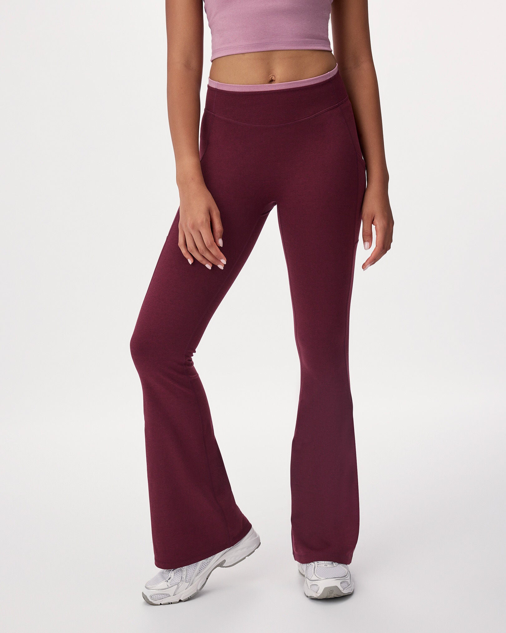 Active Knit Flare Legging