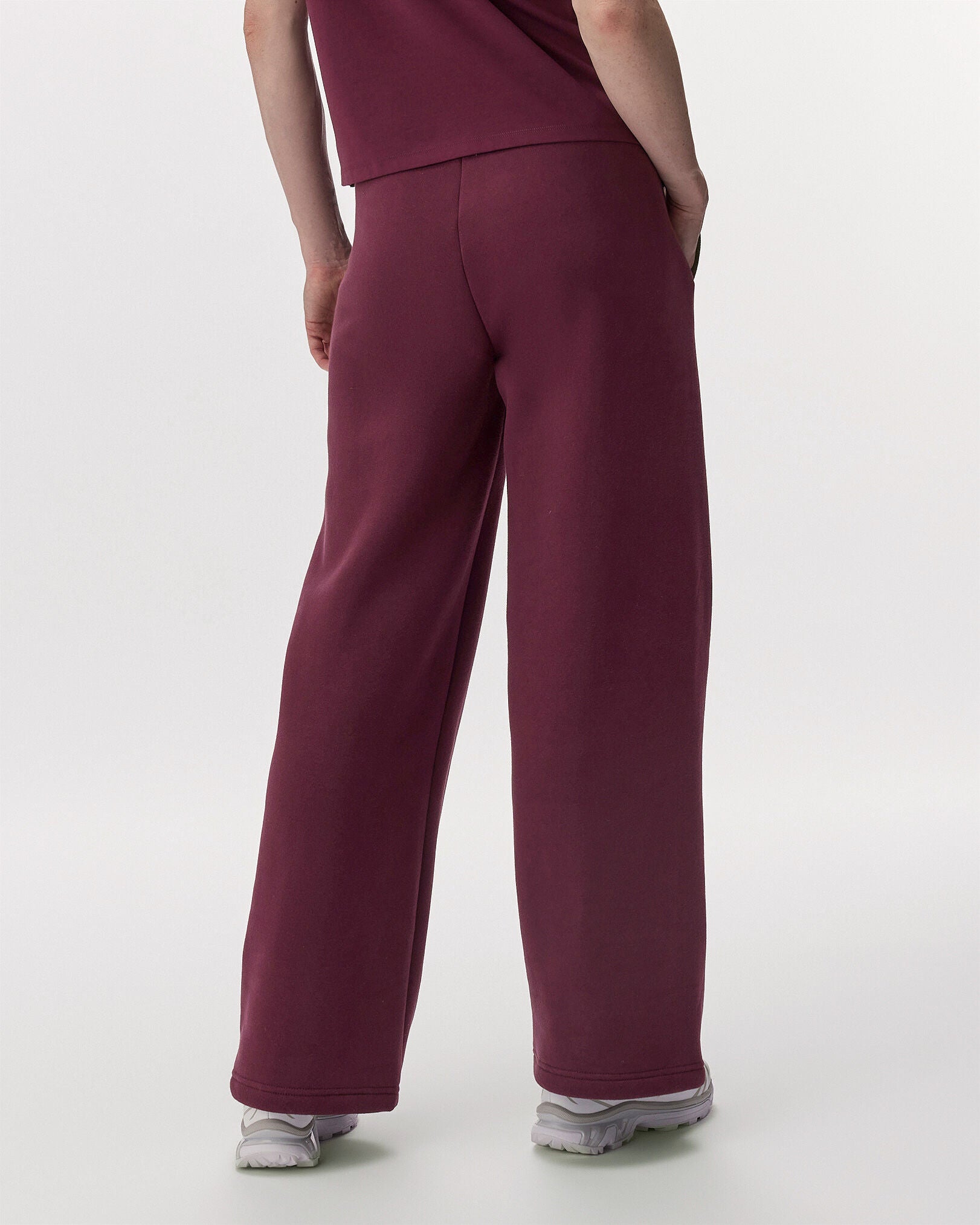 Cloud Straight Leg Sweatpant