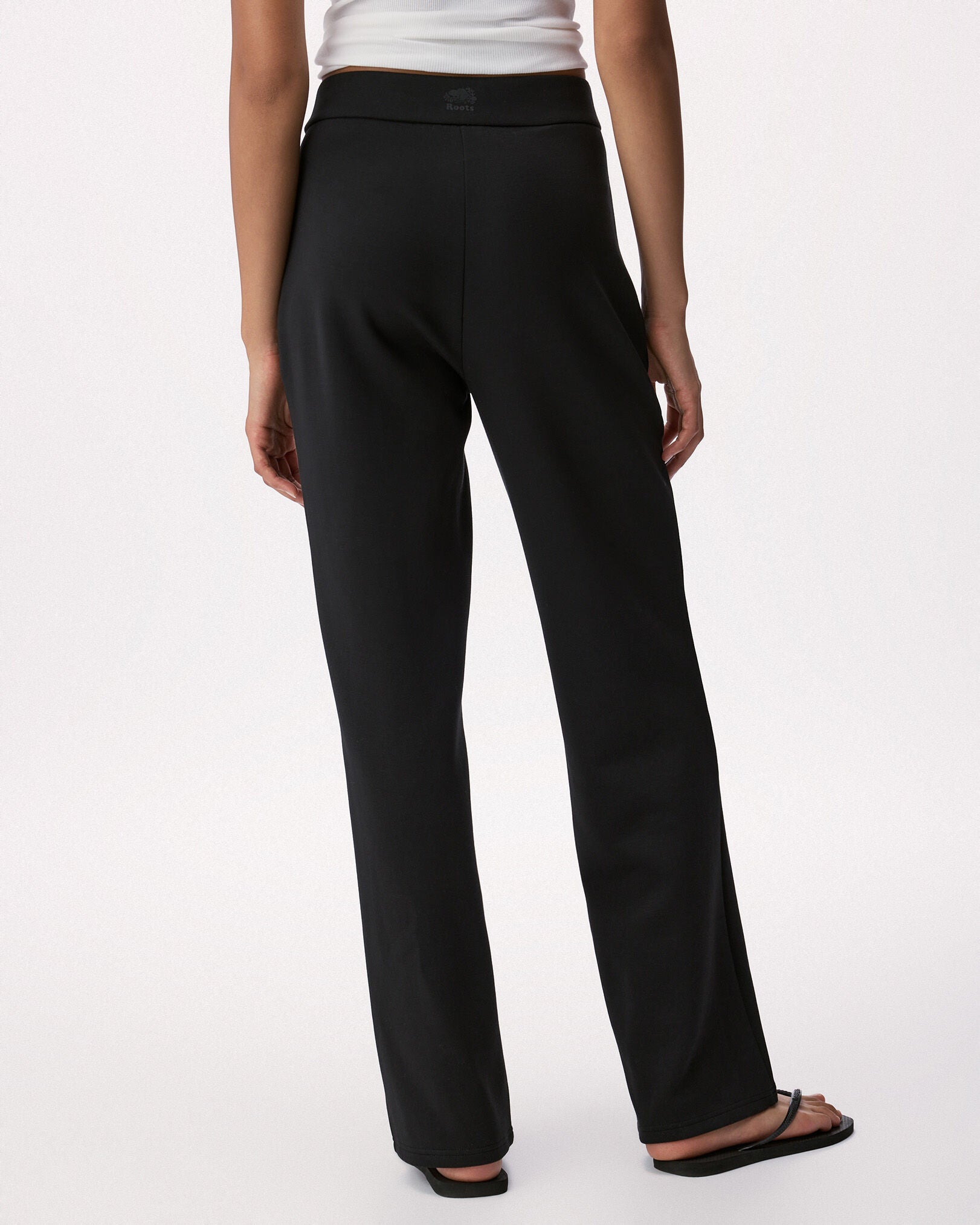 Roam Track Pant